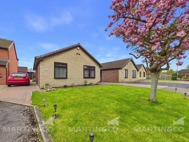 Norton, Doncaster, South Yorkshire, photo 1