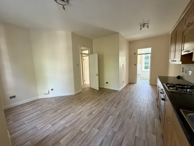 Sailsbury Street, Hull, HU5, photo 2
