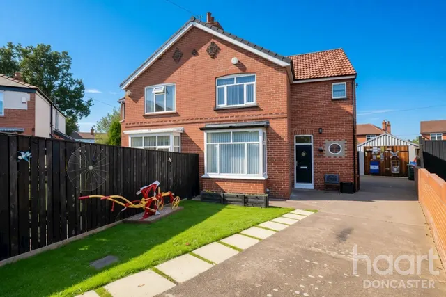 Grove Vale, Wheatley Hills, DN2, photo 1