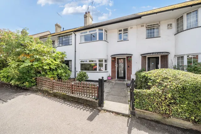 Rokesly Avenue, London, N8, photo 1