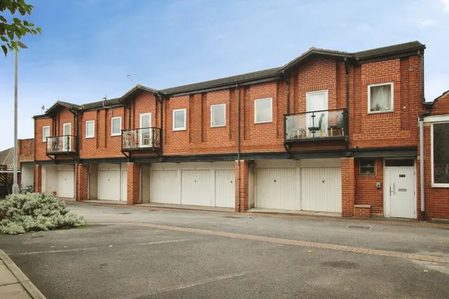Dene House Court, Leeds, LS2, photo 1