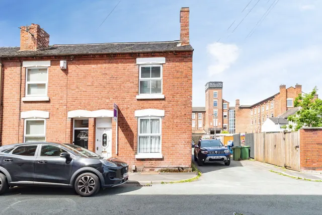 George Street, Stafford, ST16, photo 1