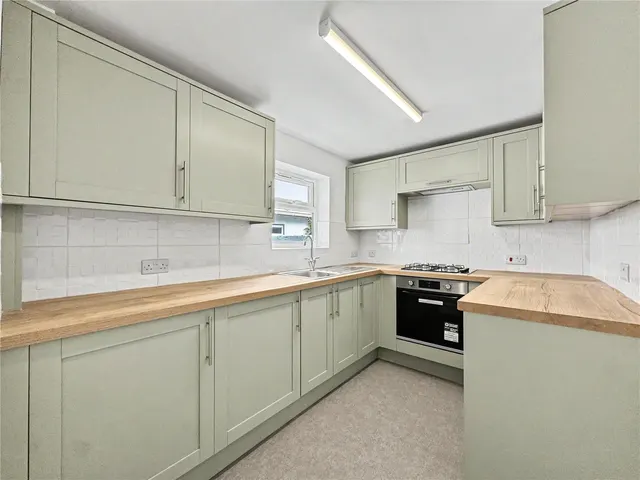 Gillingham Road, Gillingham, ME7, photo 2