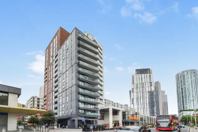 Hebden Place, Nine Elms, SW8, photo 1