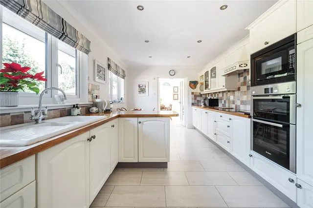 Hill Brow, Liss, GU33, photo 3