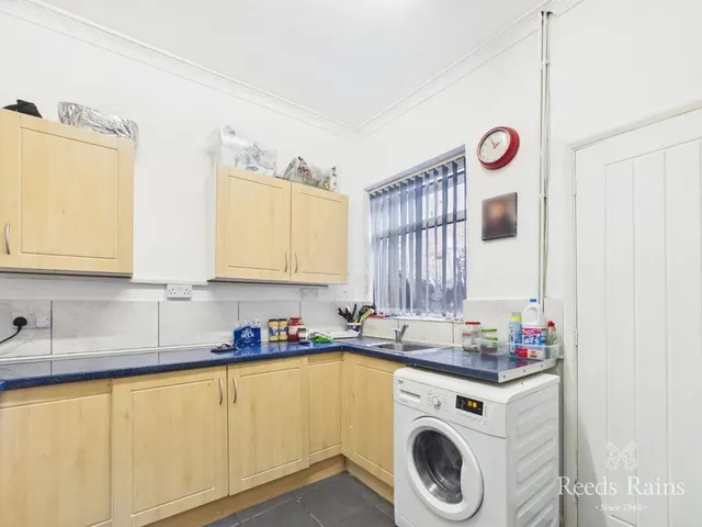 Sunny Grove, Sharp Street, HU5, photo 3