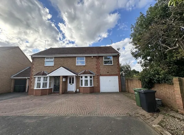 Fairchild Way, Peterborough, PE1, photo 1