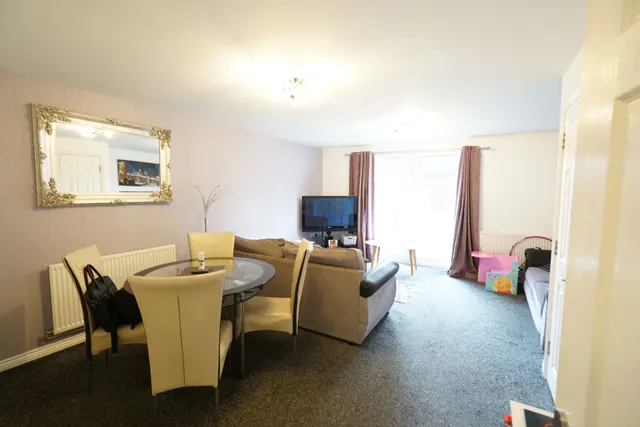 Photo 3 — The Rookery, Grays, Essex, RM20 3HB