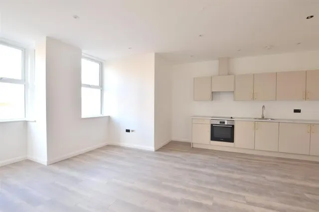 London Road, Redhill, RH1, photo 1