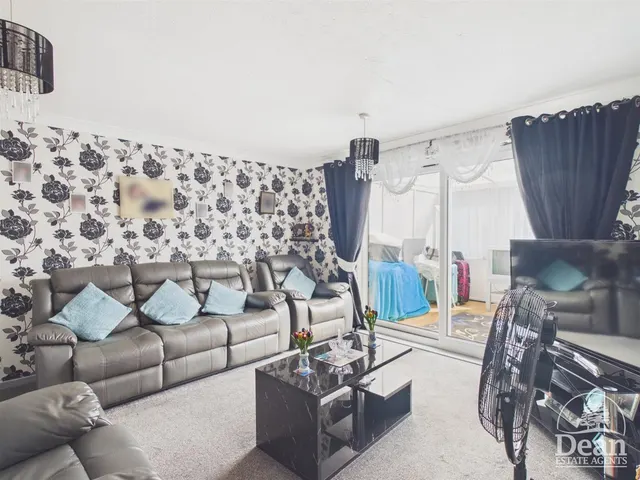 Mapledean, Cinderford, GL14, photo 2
