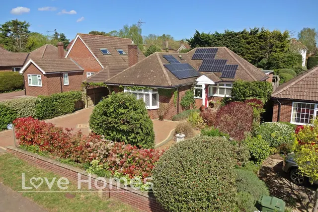 Glebe Road, Ampthill, photo 1