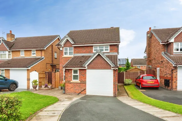Chisledon Close, St. Helens, WA11, photo 2