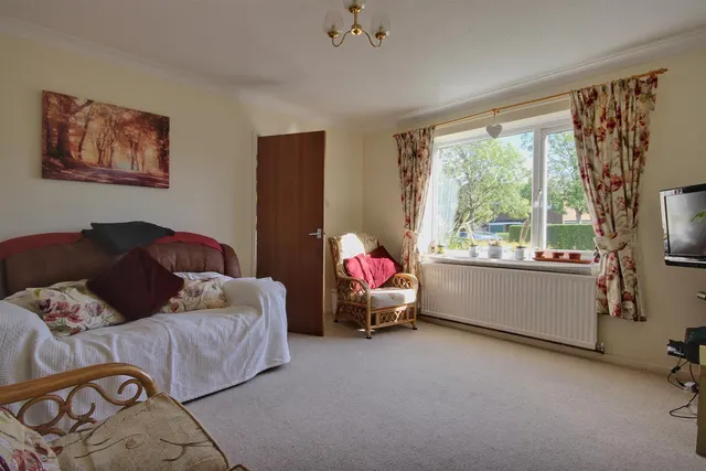 Copandale Road, Beverley, photo 3