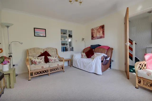 Copandale Road, Beverley, photo 2