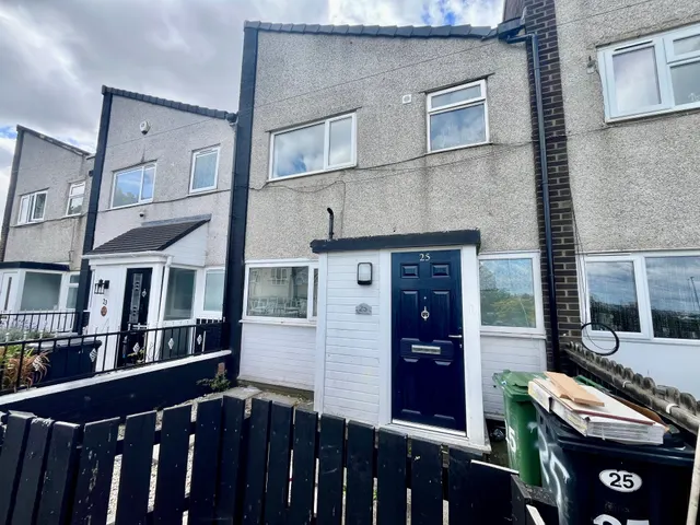 Dulverton Place, LEEDS, photo 1