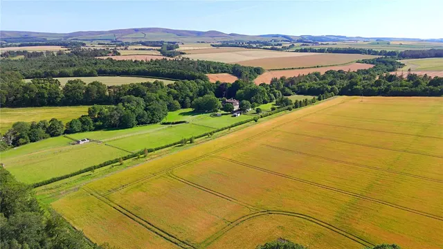 10 bedroom house — Inglisfield, Gifford, Haddington, East Lothian, EH41 4JH