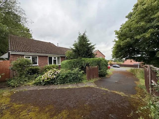 Snowdon Close, Shepshed, LE12, photo 1