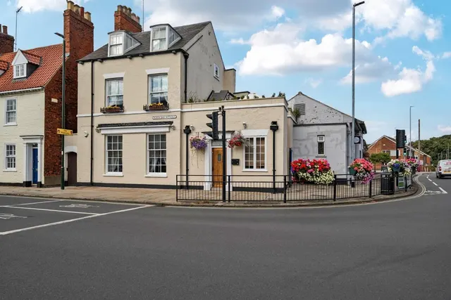 North Bar Without, Beverley, HU17, photo 1