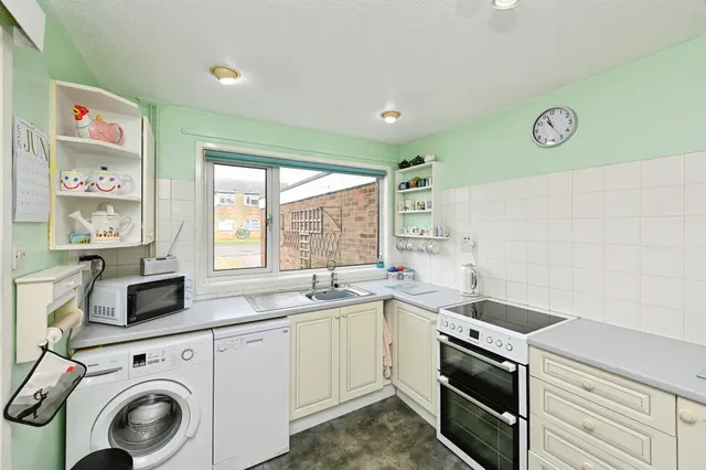 Charlock, King's Lynn, PE30, photo 3