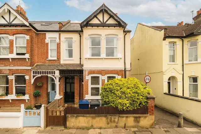 Seaford Road, W13, photo 1