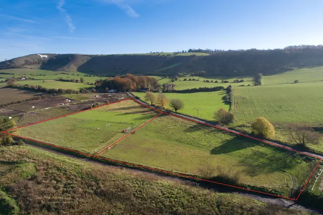 Bratton Road, Westbury, Wiltshire, BA13 4TG, photo 1
