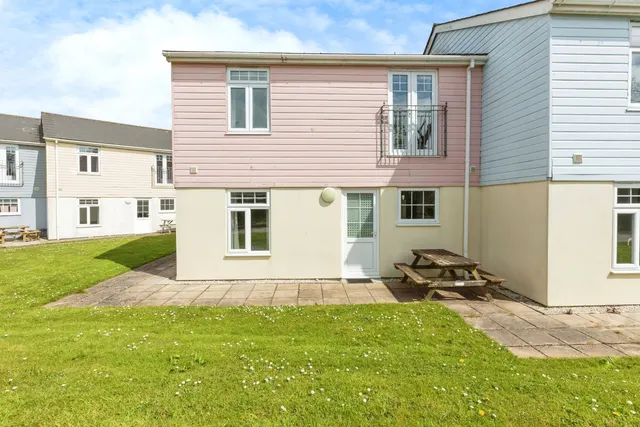 Newquay, TR8, photo 2