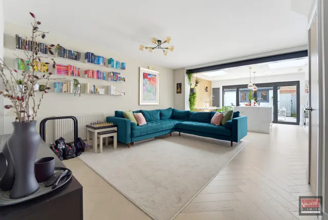 Longford Way, Stanwell, TW19, photo 3