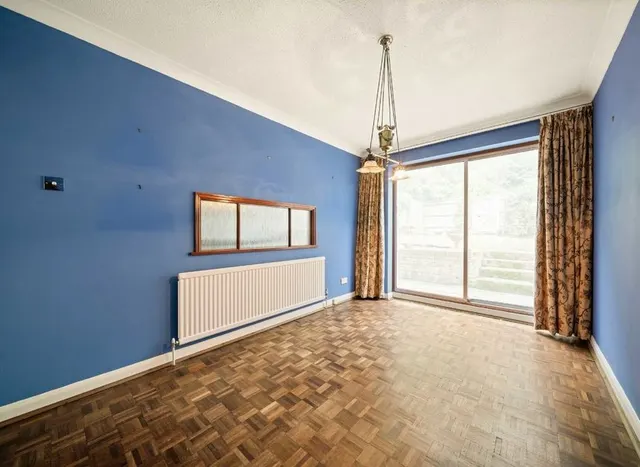 Photo 2 — Sovereign Close, Ealing, W5