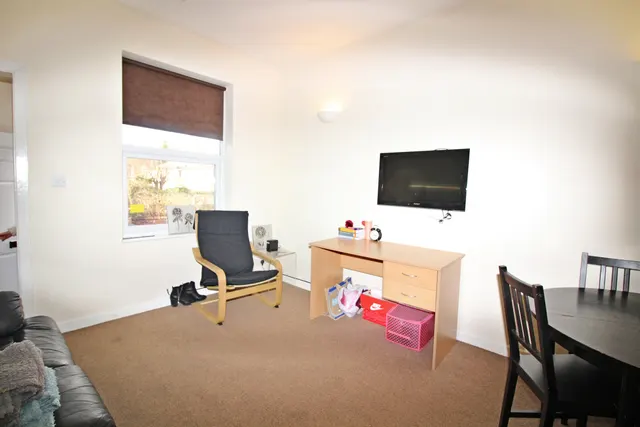 Southgrove Road, Sheffield, S10, photo 1