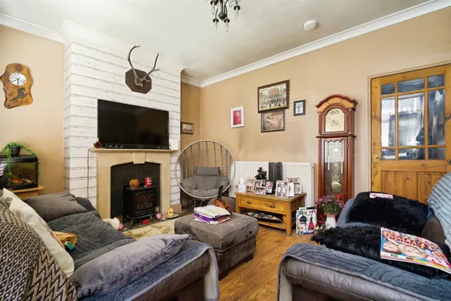 Saville Street, Cudworth, S72, photo 2