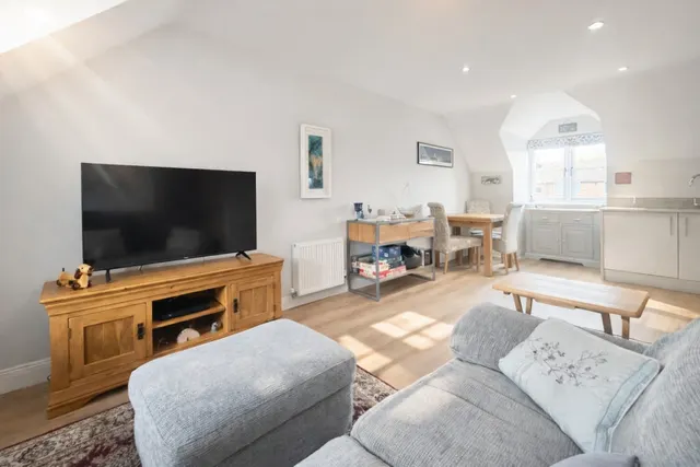 Hartwell House, Gibbs Couch, Watford, Hertfordshire, photo 1