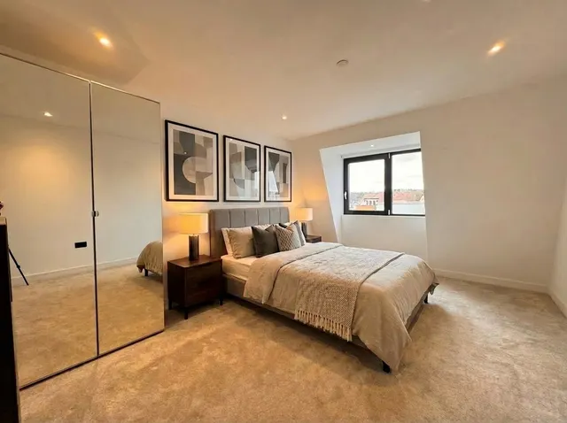 Photo 3 — The Pembury - Fairfield Road, CM14 4GS