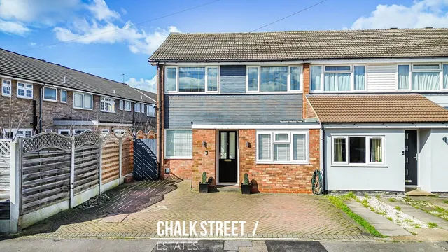 Detling Close, Hornchurch, RM12 5RU, photo 1