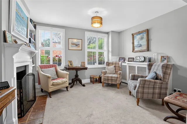 Chobham Road, Knaphill, GU21, photo 2