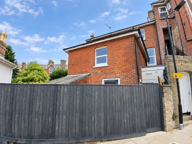 Western Road, Shanklin, PO37, photo 1