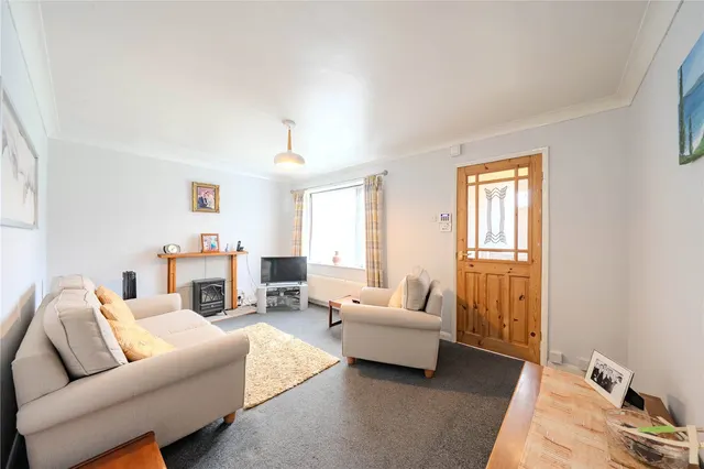 Dawsons Corner, Stanningley, LS28, photo 2