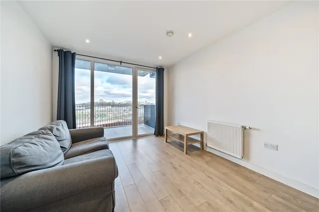 Photo 3 — Staith Court, 8 Nicholson Square, London, E3