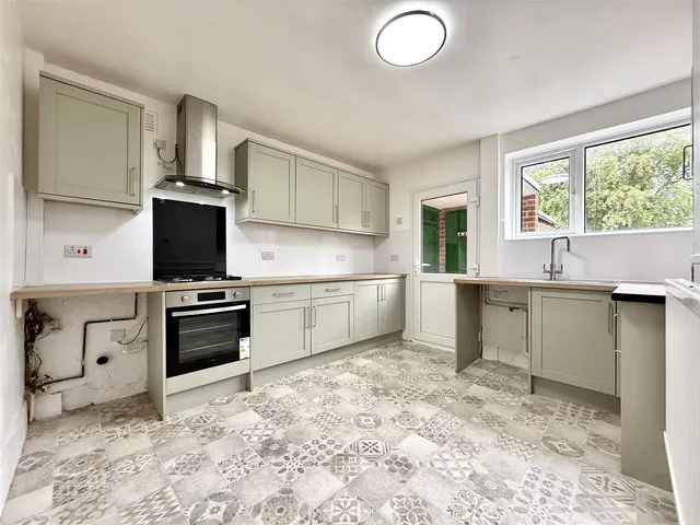 Poplar Road, Loughborough, photo 3