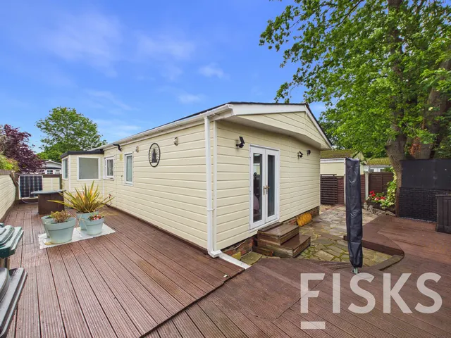 Kingsleigh Park Homes, Benfleet, SS7, photo 1