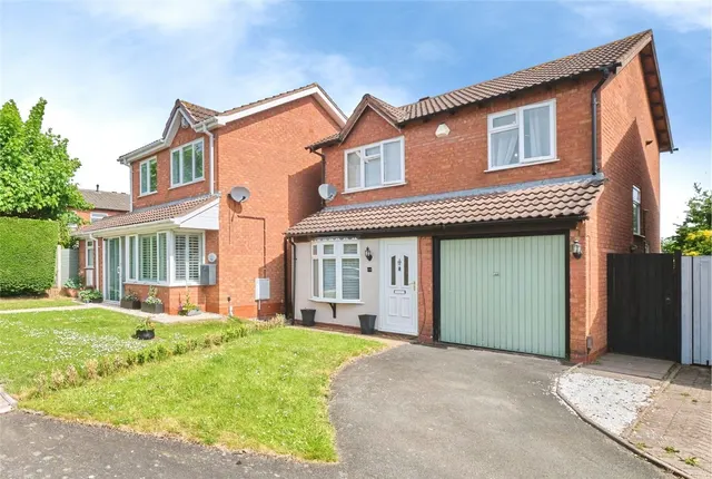Curlew Close, Lichfield, WS14, photo 1