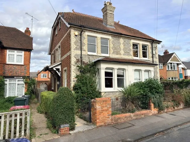 St. Peters Road, Reading, RG6, photo 1