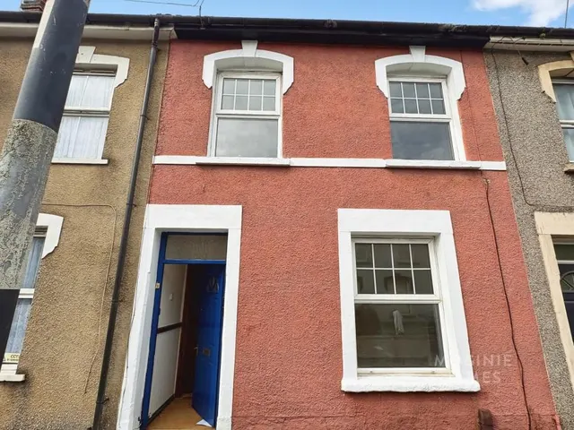 Planet Street, Adamsdown, CF24, photo 3