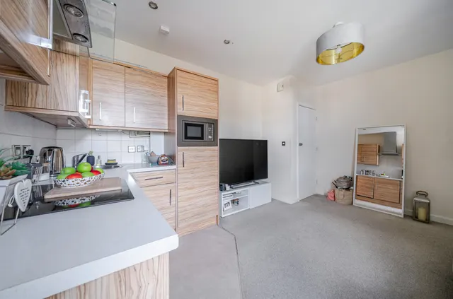 Southcliff Road, Southampton, SO14, photo 3