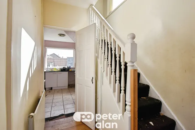 Gwladys Street, Aberdare, CF44, photo 3