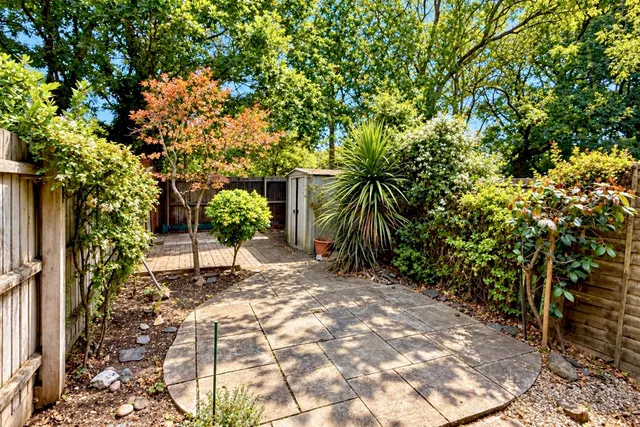 Lin Brook Drive, Ringwood, BH24, photo 2