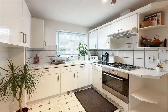 Littlehampton, BN17, photo 3