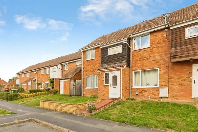 Chase Hill Road, Arlesey, photo 1
