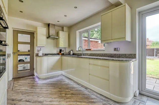 Windsor Road, Castle Bromwich, B36, photo 3
