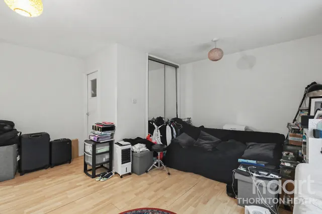 Doyle Road, London, SE25, photo 3