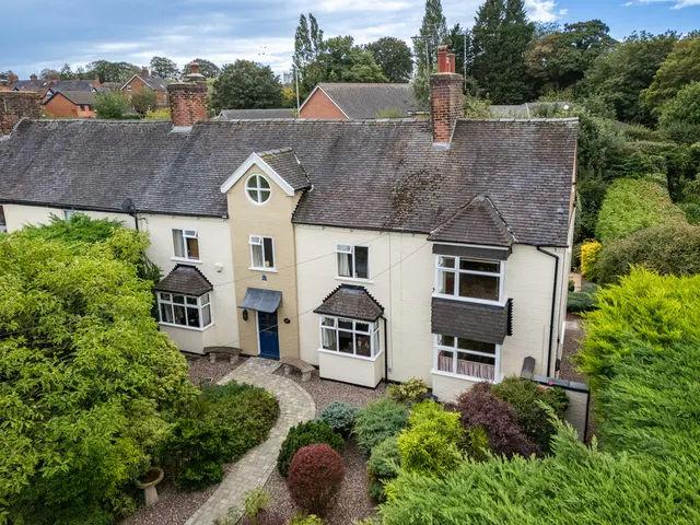 Cheshire Street, Market Drayton, photo 1